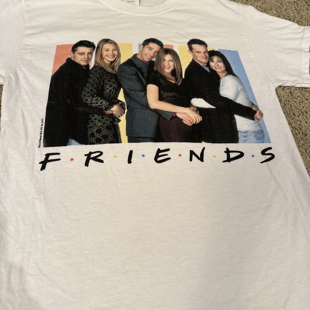 Friends TV Show Graphic T-Shirt White Gildan Cast Photo Warner Bros Small S17 - Picture 2 of 5